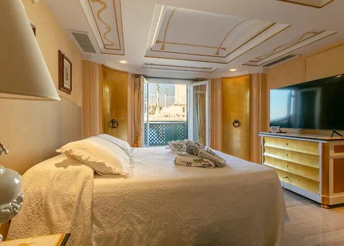 Domus Maxima Aracoeli Penthouse Piazza Venezia * Roma