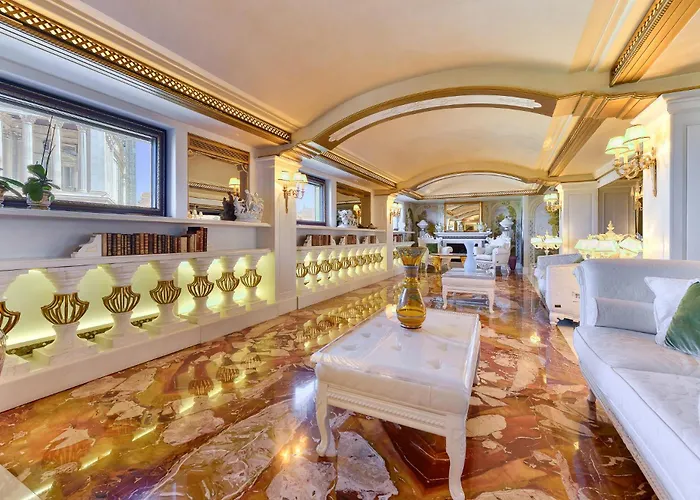 Domus Maxima Aracoeli Penthouse Piazza Venezia Roma
